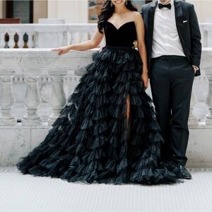 Sherri Hill Black Strapless Ruffled Dress